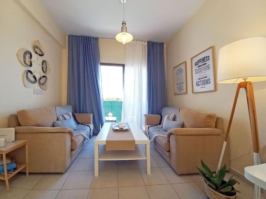 Lovely Ap In The Center Of Kato Paphos Exterior foto